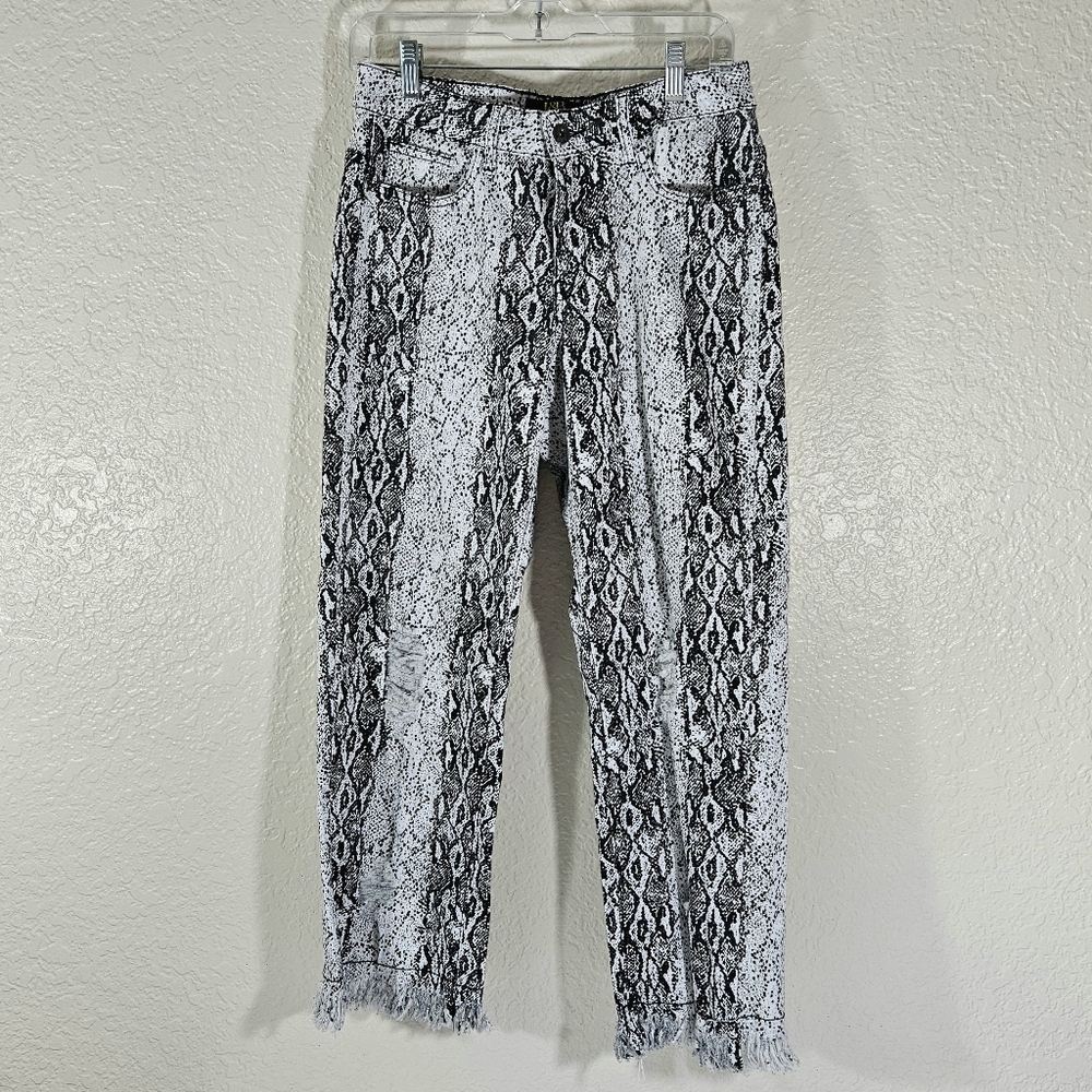 L&B Lucky & Blessed Boyfriend Jeans Size 8